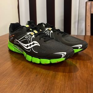 Saucony Mirage 4 Shoes Sneakers new 20221-3 black green Mens Size 11.5